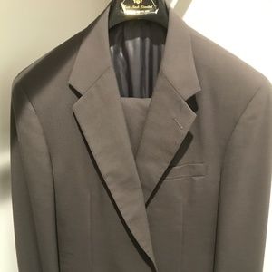 H. Freeman 2-Piece Suit  41R - 35.5